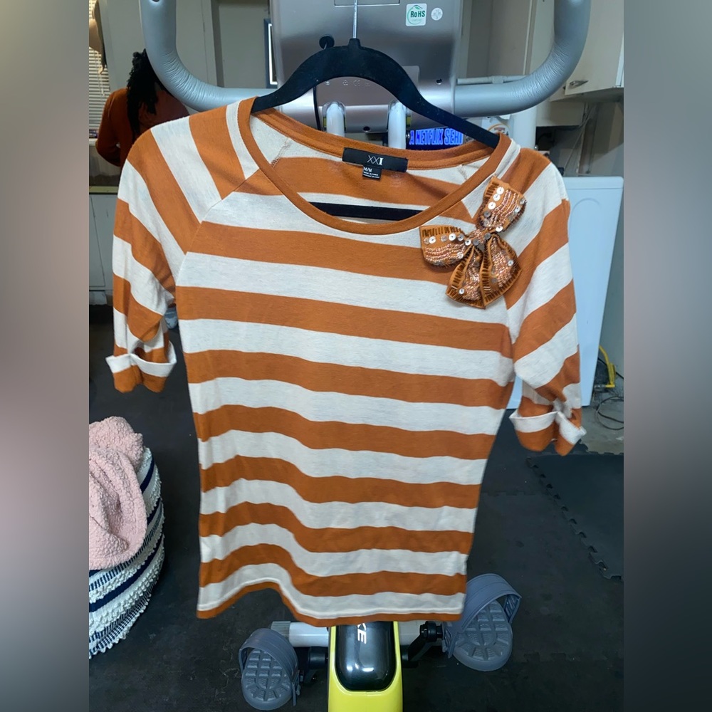 Stripped women’s top